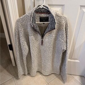 Men’s Size Small True Grit Quarter Zip